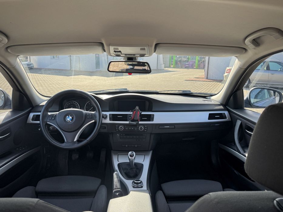 BMW Seria 3 e91 facelift