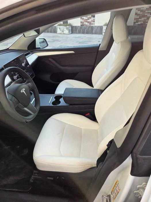 Tesla Model Y 2024 Dual Motor US