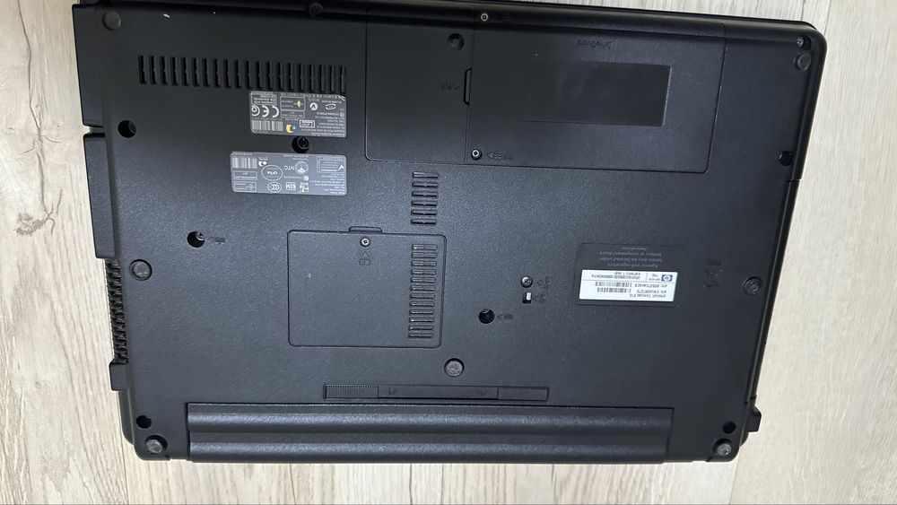 Ноутбук. Compaq 610. Черный цвет