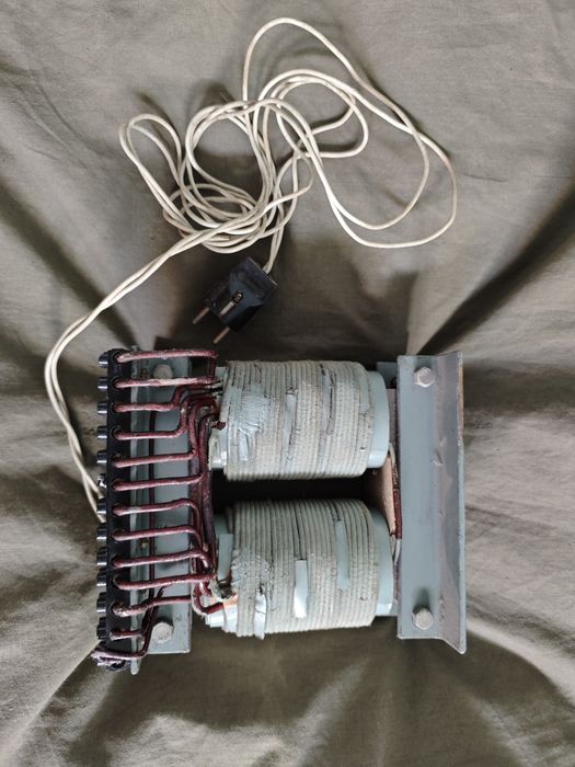 голям стар трансформатор