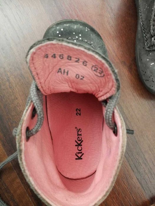 Cizme si ghete Columbia, Kickers si SuperFit
