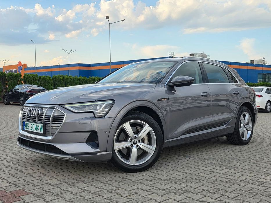 Audi e-tron 50 Quattro/ Virtual Cockpit/ Alcantara/ Panoramic/ SUV Full Electric..