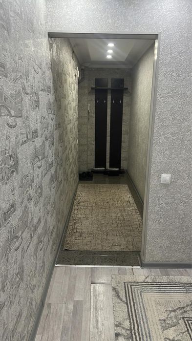 2-ком. Центр, район Народный банк