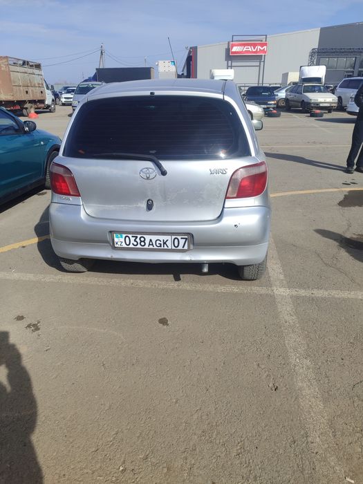 Продам Тойота Ярис 1999г.в.