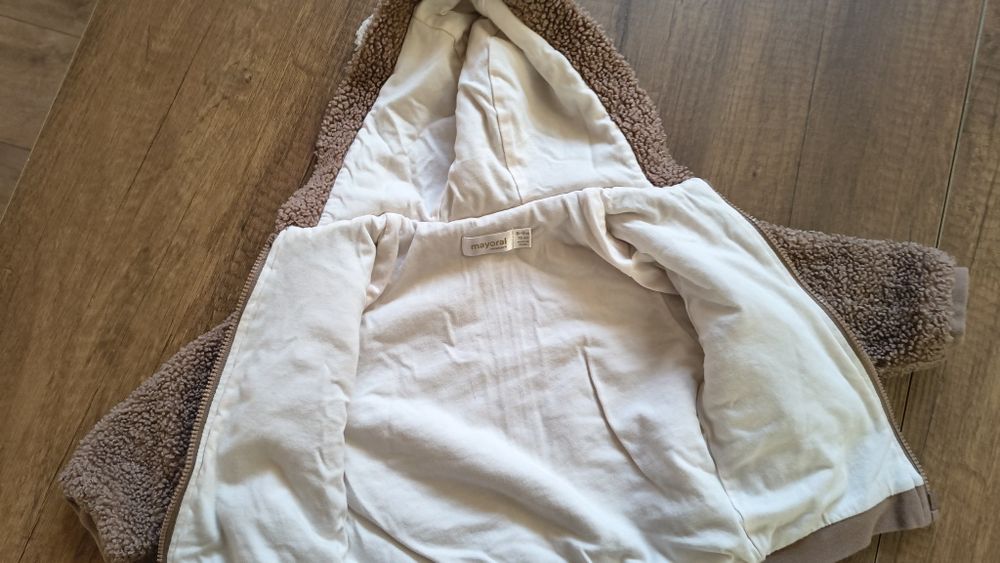 Яке mayoral  размер 6-9 месеца