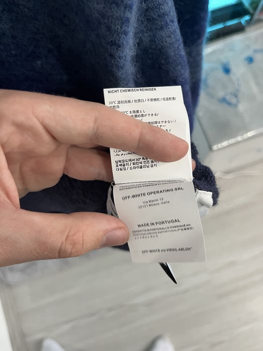 Pulover Off White Marimea M fit L ,nou cu etichete