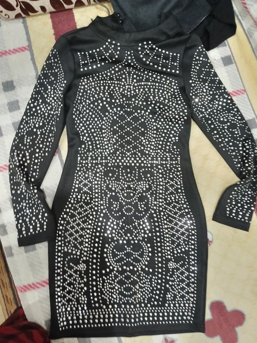 Женские платья к