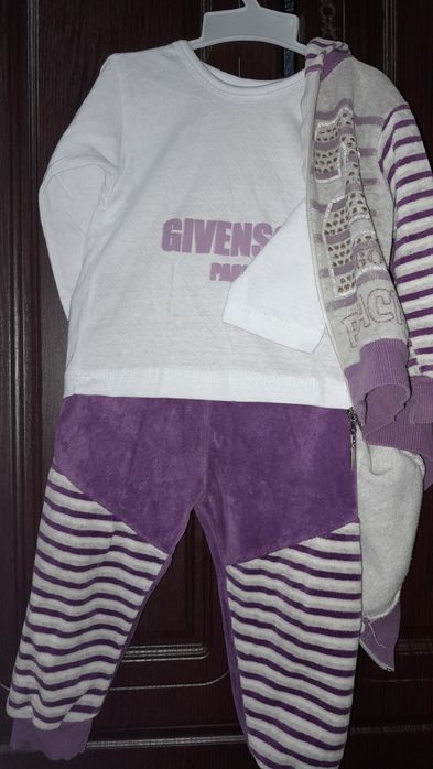 Продам костюмчик