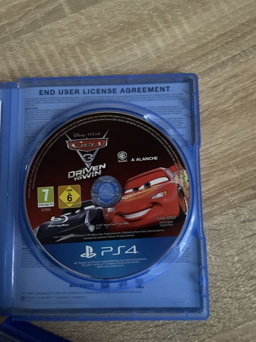 Продавам игри за Playstation 4
