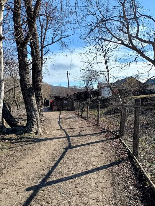 Vând/Schimb Casă și Teren în Argeș-Băiculești