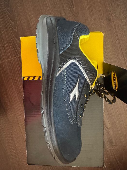 Работни обувки нови