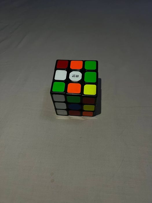 Kubik Rubik 4xil