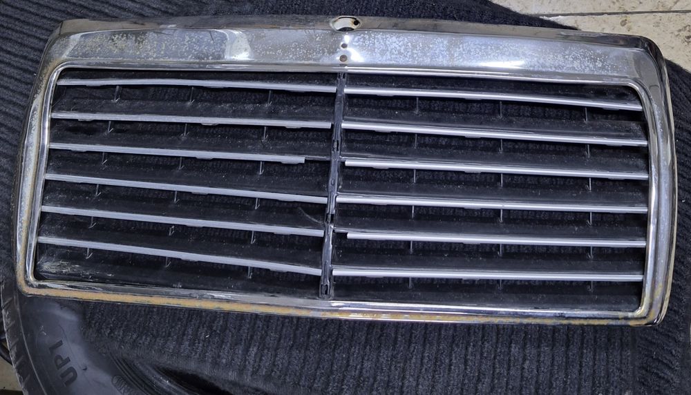 Продам запчасти мерс 124