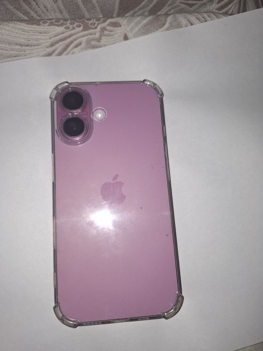 Продаю айфон 16 розовый 128гб