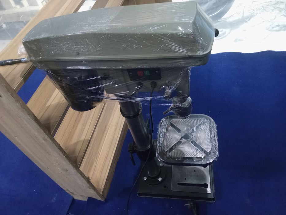 Сверлинный станок  crown