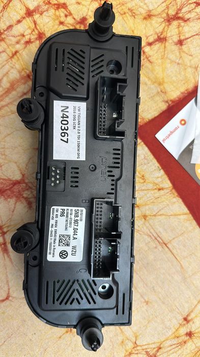 Panou climatronic 5NB907044A