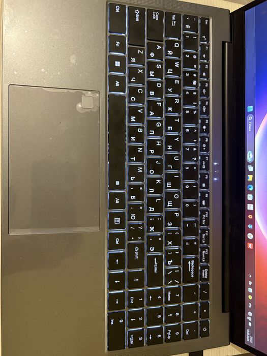 Продам Ноутбук CASTOM