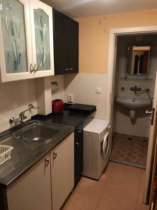 Двустаен апартамент в Лозенец