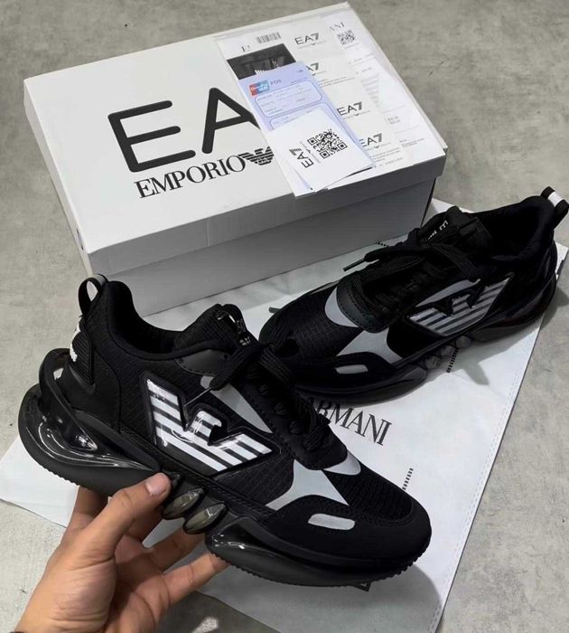 Налични Emporio Armani мъжки обувки