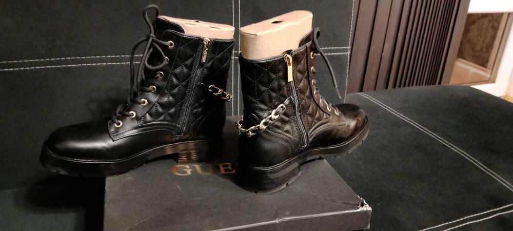 Дамски боти Guess