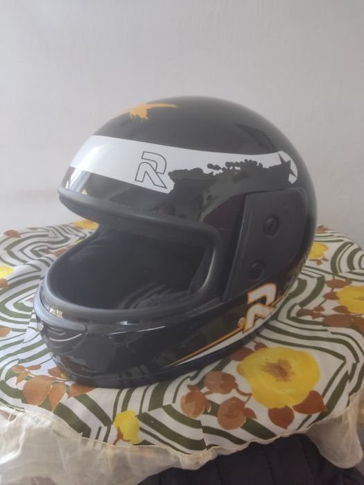 каска hln става и за дете