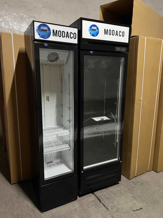 Vitrină frigorifică verticală MODACO cu ușă din sticlă – 200×60x50 cm