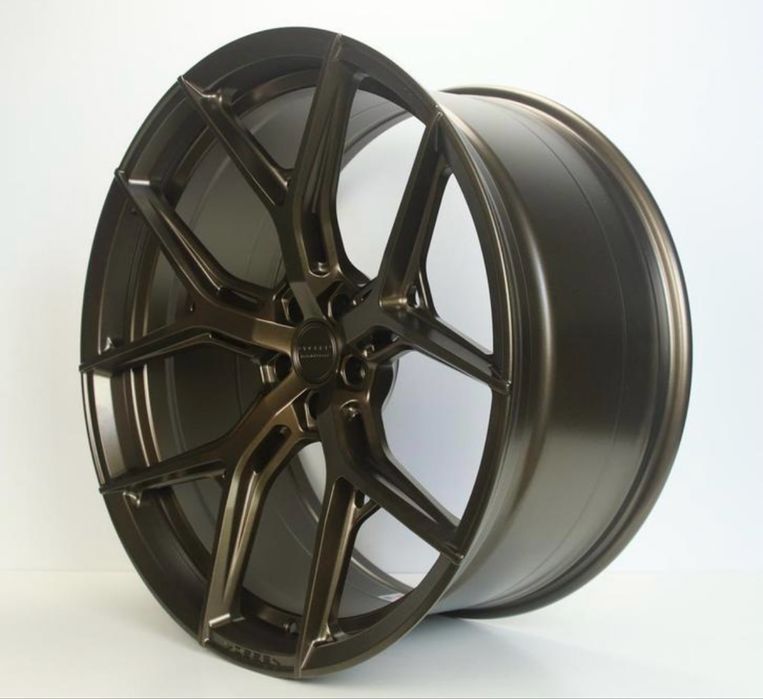 Ауди RSQ8 джанти 24 инчови VOSSEN