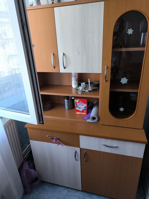 Inchriez apartament