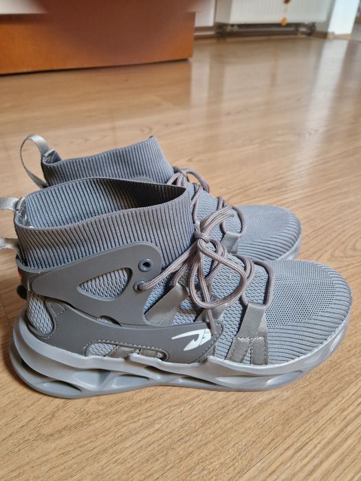 Bocanci pantofi salopete de lucru