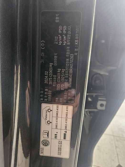 KIA K8  GIBRID alo holatda, full komplektatsiya