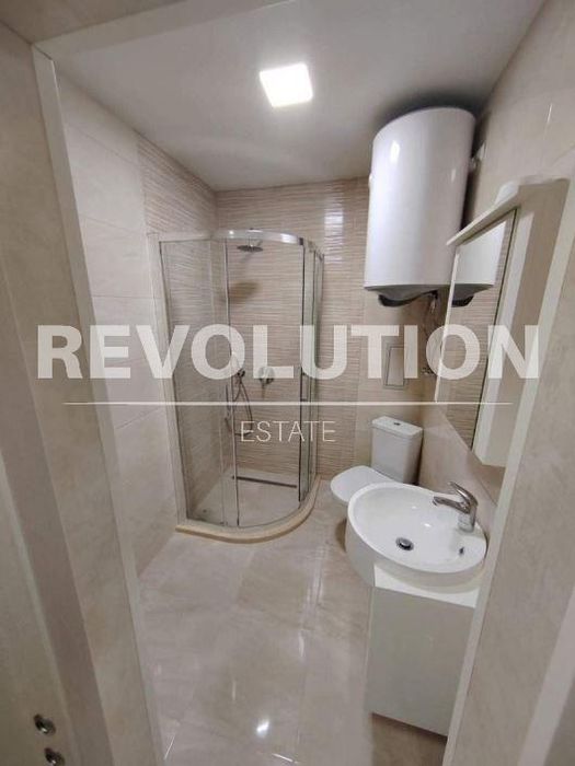 Дава се под наем Двустаен апартамент в Варна, Изгрев - 65 кв.м за 648.21 € - Снимка #5