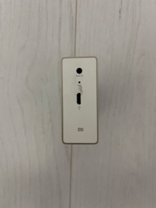 Продам колонку Xiaomi Mi Bluetooth Speaker