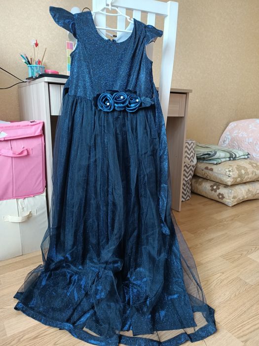 Продам нарядное платье