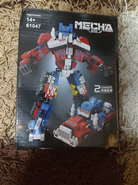 Лего/Нов конструктор робот