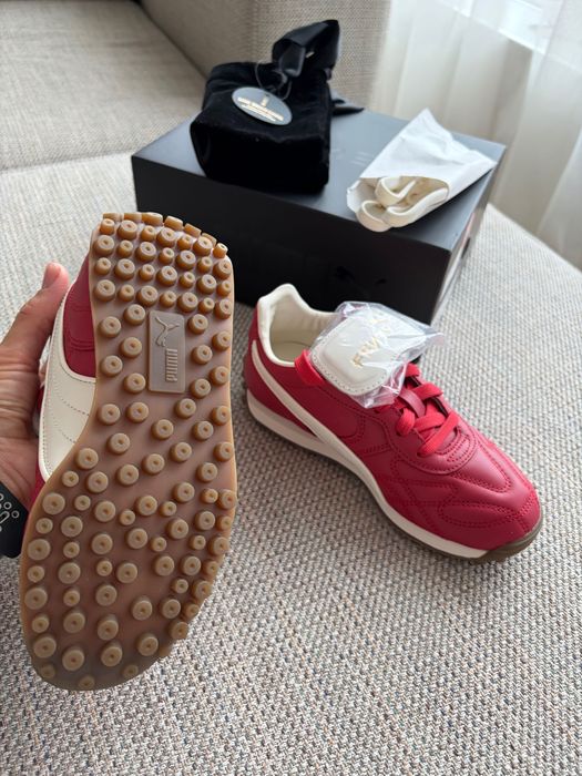 Puma red & white