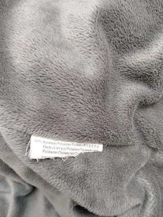 Haina excelentă de firmă buna,140 cm