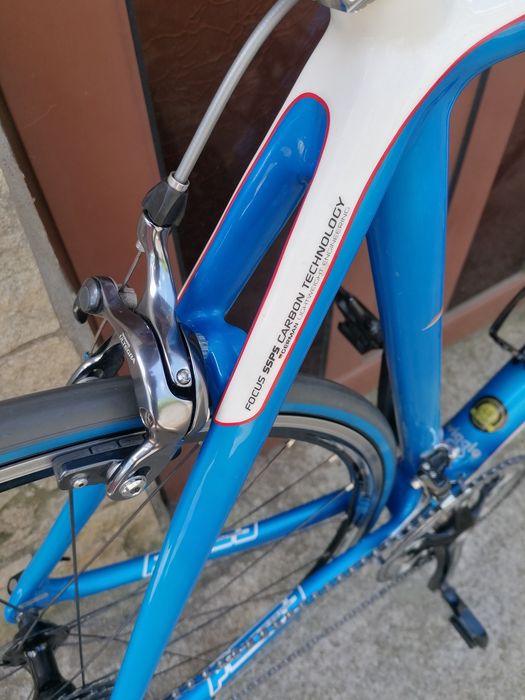 Шосеен FOCUS  Carbon, 2*10 Shimano 105