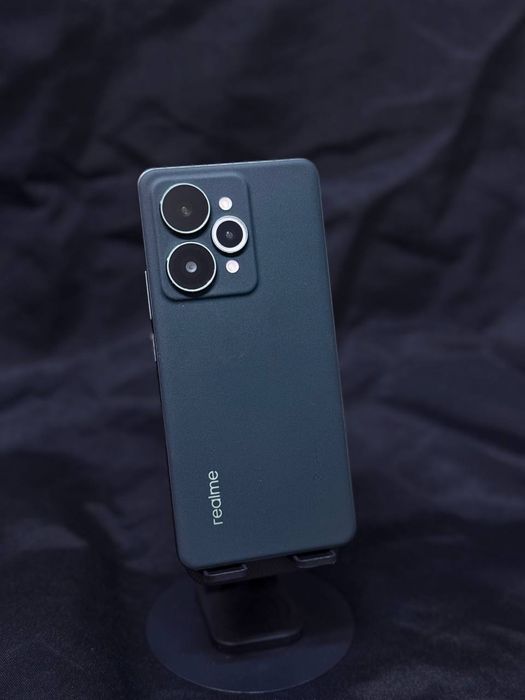 Realme 15 pro.