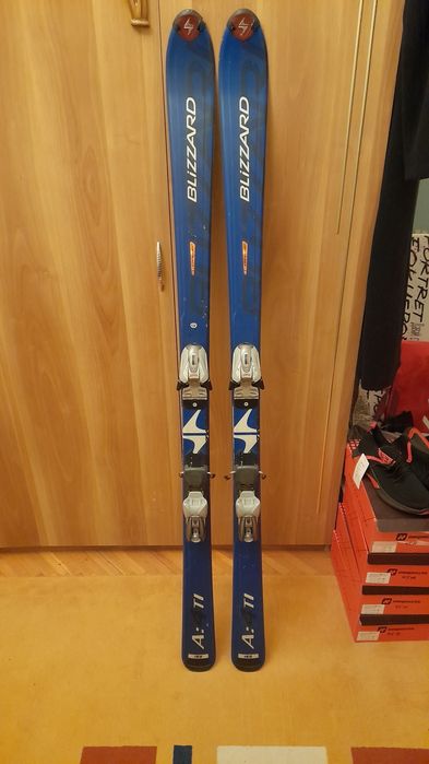 Schiuri Blizzard,160 cm