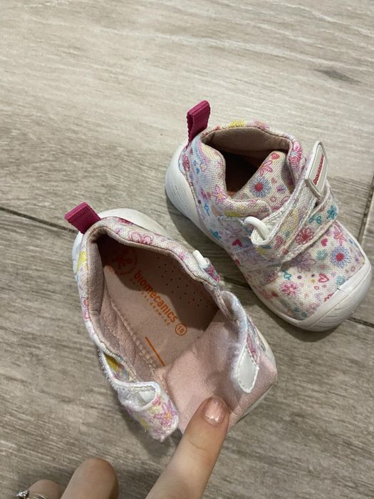 Biomecanics marimea 18 si 19