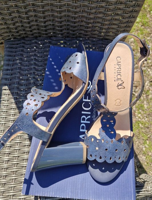 Сандали Caprice естествена кожа 39