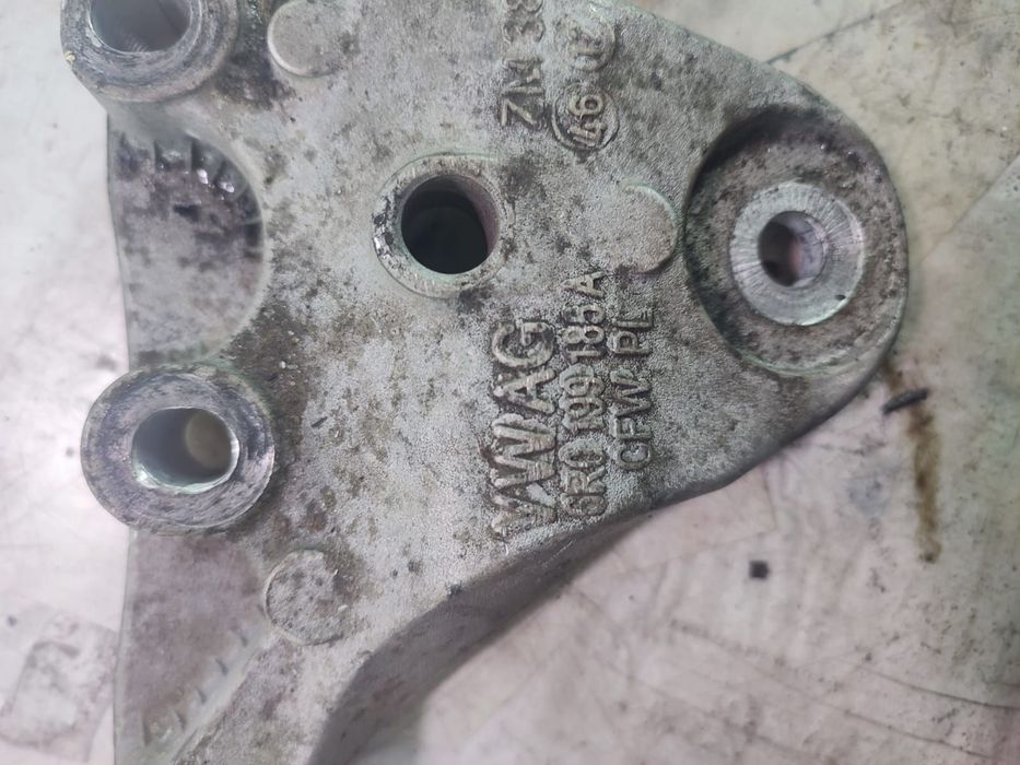 Suport motor 6r0199185a 1.6 tdi Volkswagen VW Passat B7 [2010 - 2015]