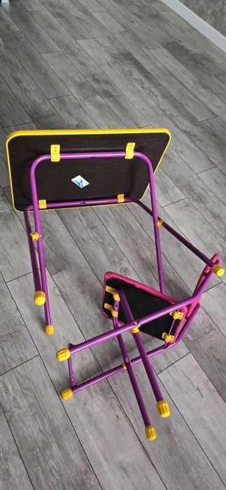 Детский раскладной столик