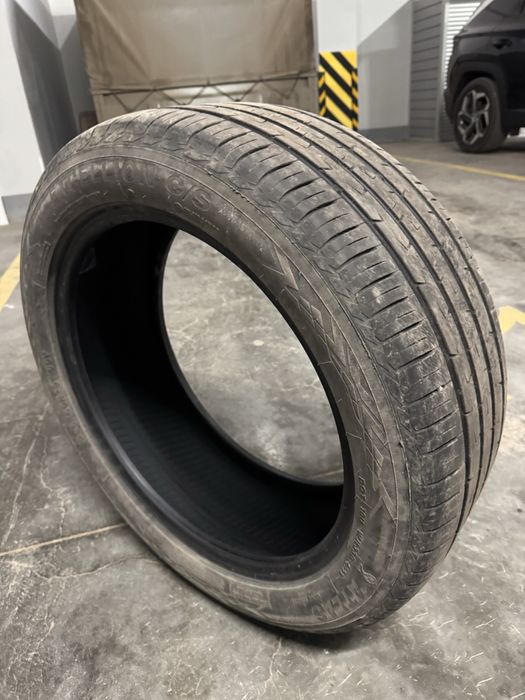 Комплект шин в отличном состояний