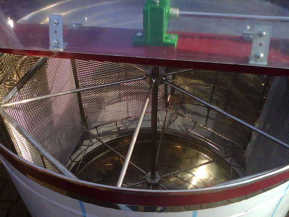 Centrifuga apicola miere din inox alimentar