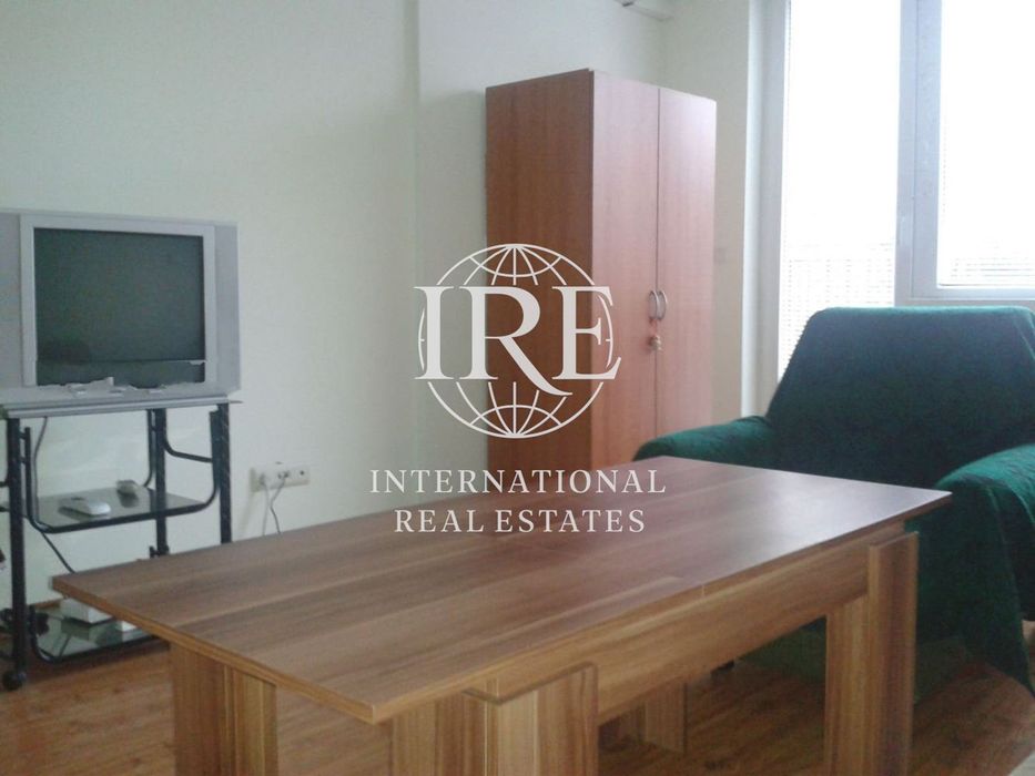 Продава се Двустаен апартамент в Варна, Левски - 88 кв.м за 1072 €/кв.м - Снимка #3