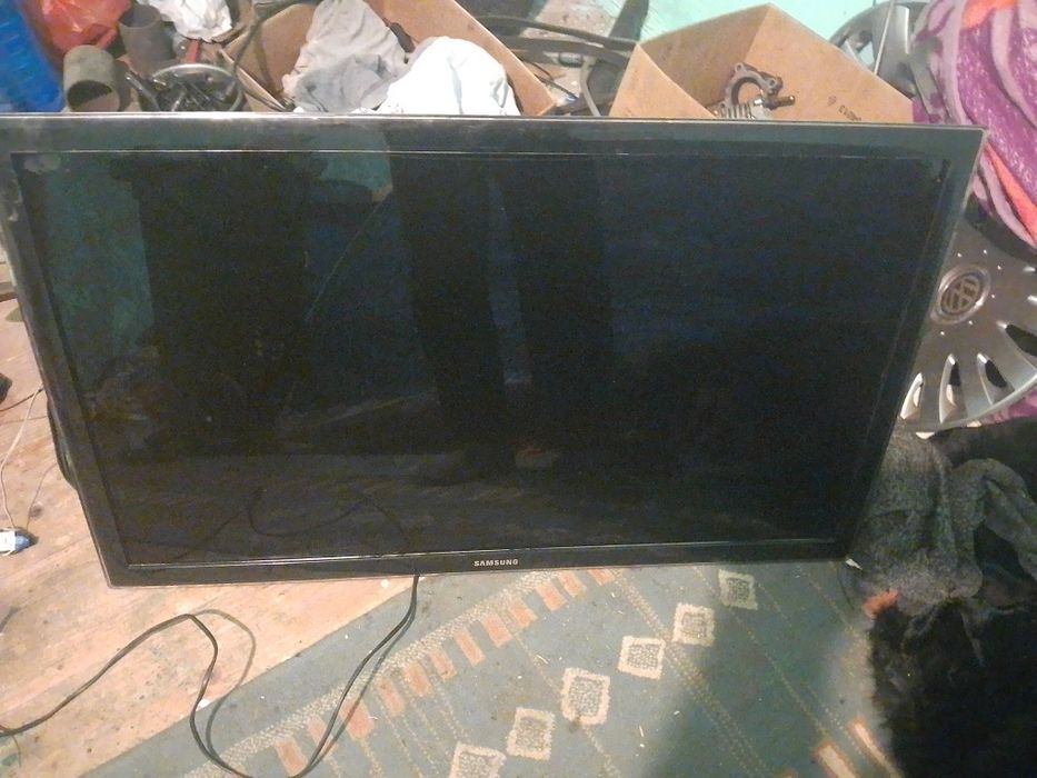 Tv Samsung model UE40D5720 de piese