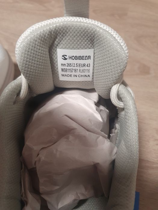 Кроссовки HOBIBEAR 43 размер новый
