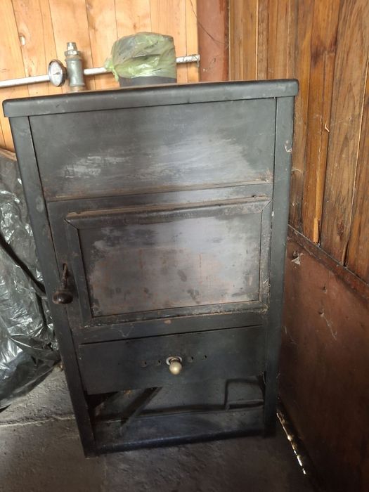 Продавам камина Прити