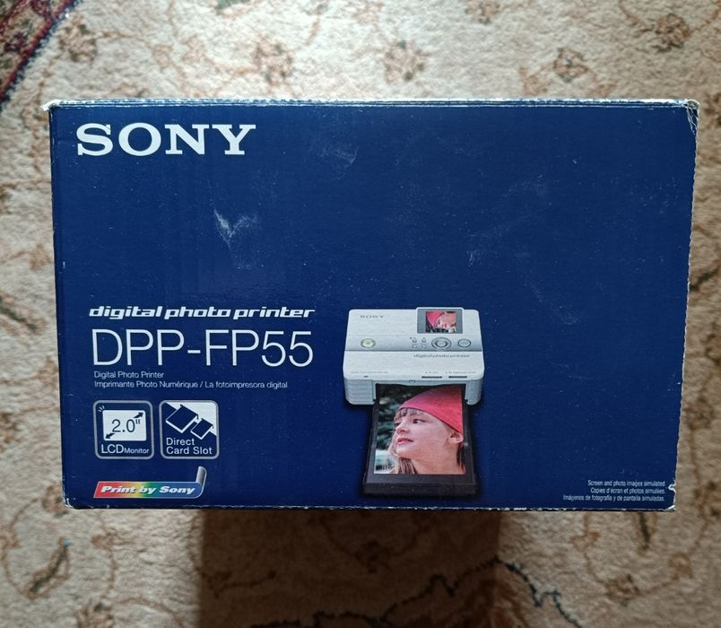 Vând Laptop,  Monitor.